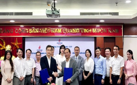 Công ty Cổ phần kinh doanh LPG Việt Nam và Công ty Chế biến Khí Vũng Tàu ký thỏa thuận hợp tác xây dựng trạm chiết nạp LPG Quảng Ngãi